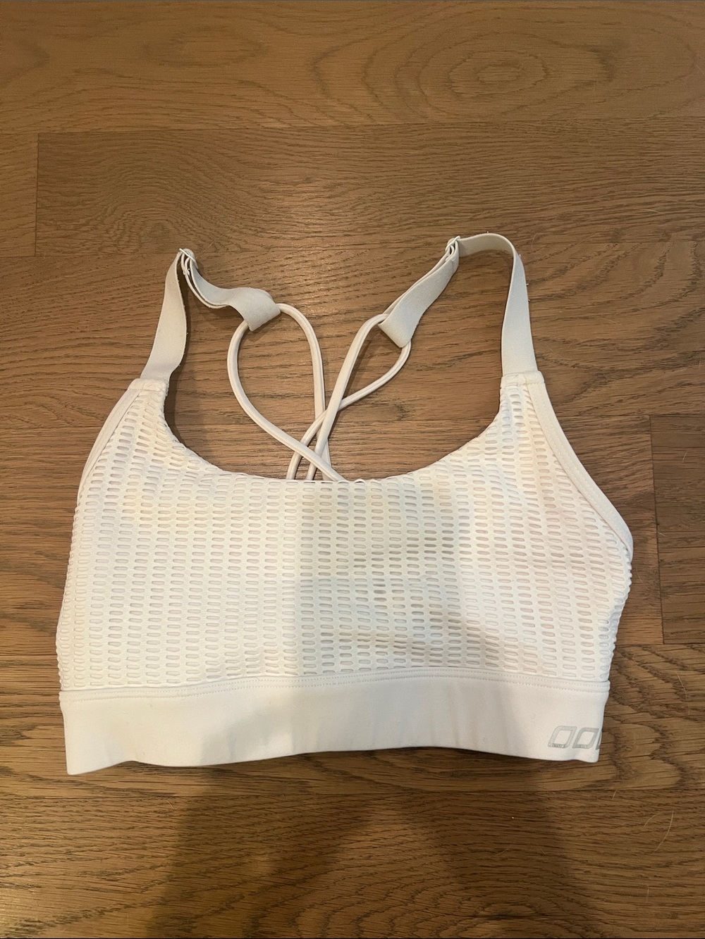 Lorna Jane White Textured Seamless Sports Bra with Strappy Back